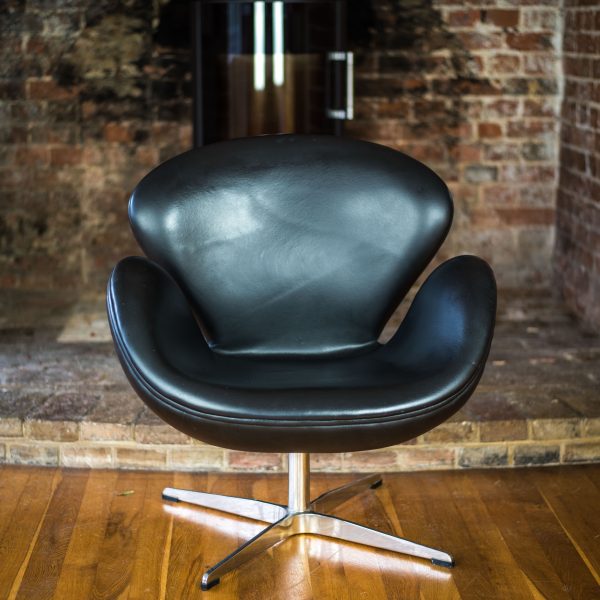 Black Leather Swan Chair after Arne Jacobsen front 3